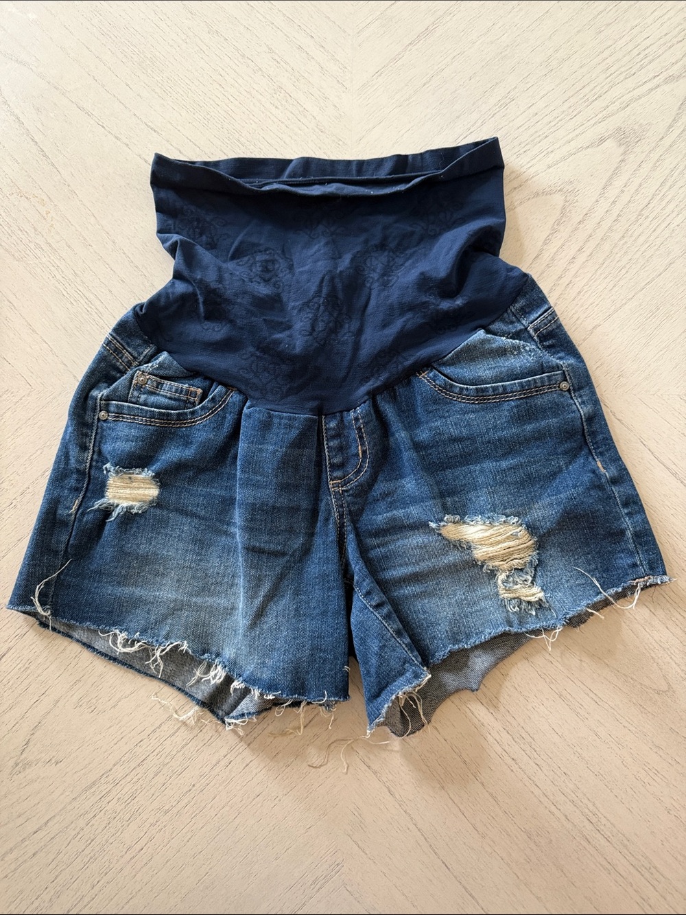 Maternity High-Waist Navy Denim Distressed Shorts XS - [PH1131]